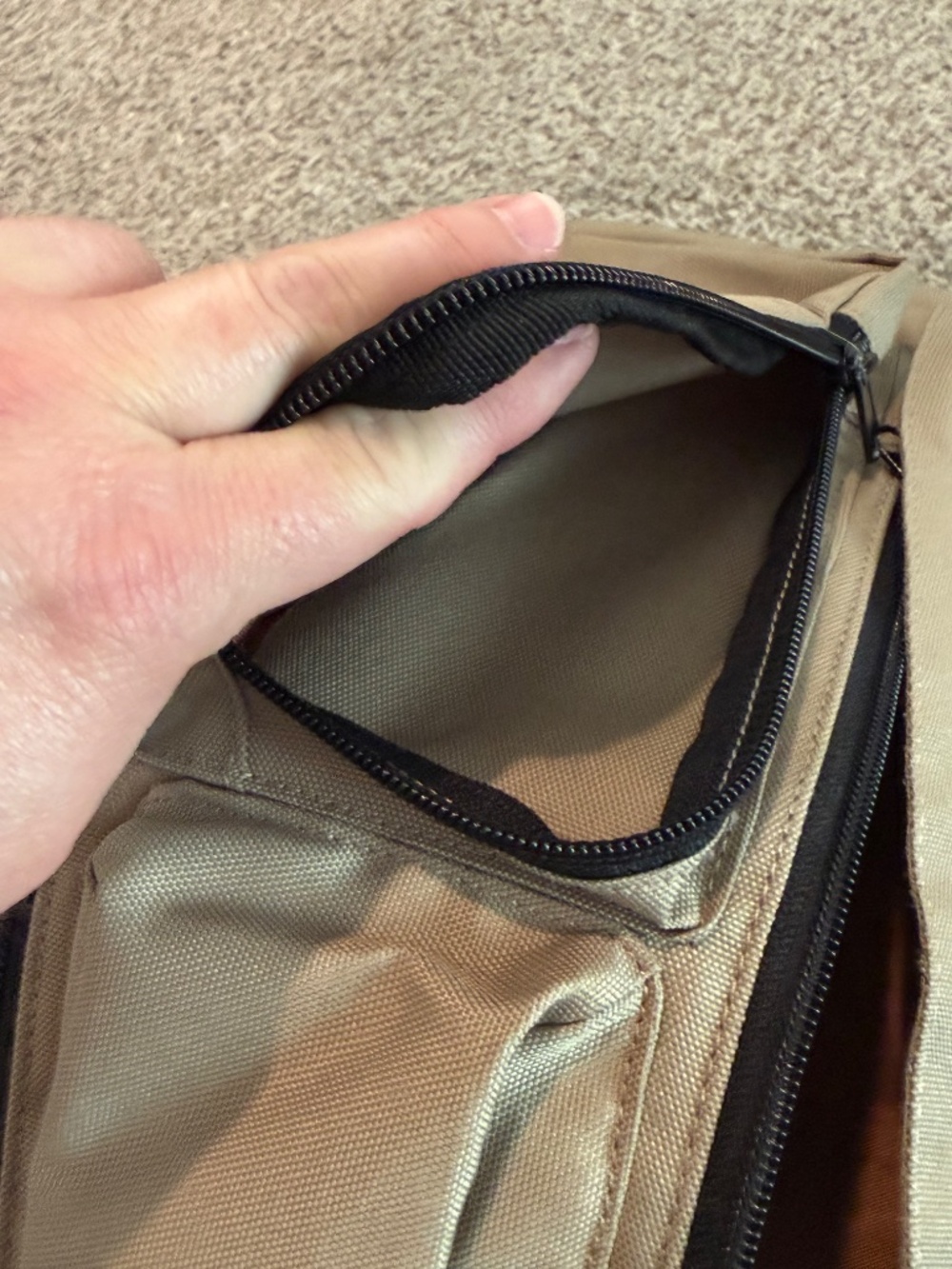 KAVU crossbody bag - Picture 7 of 8